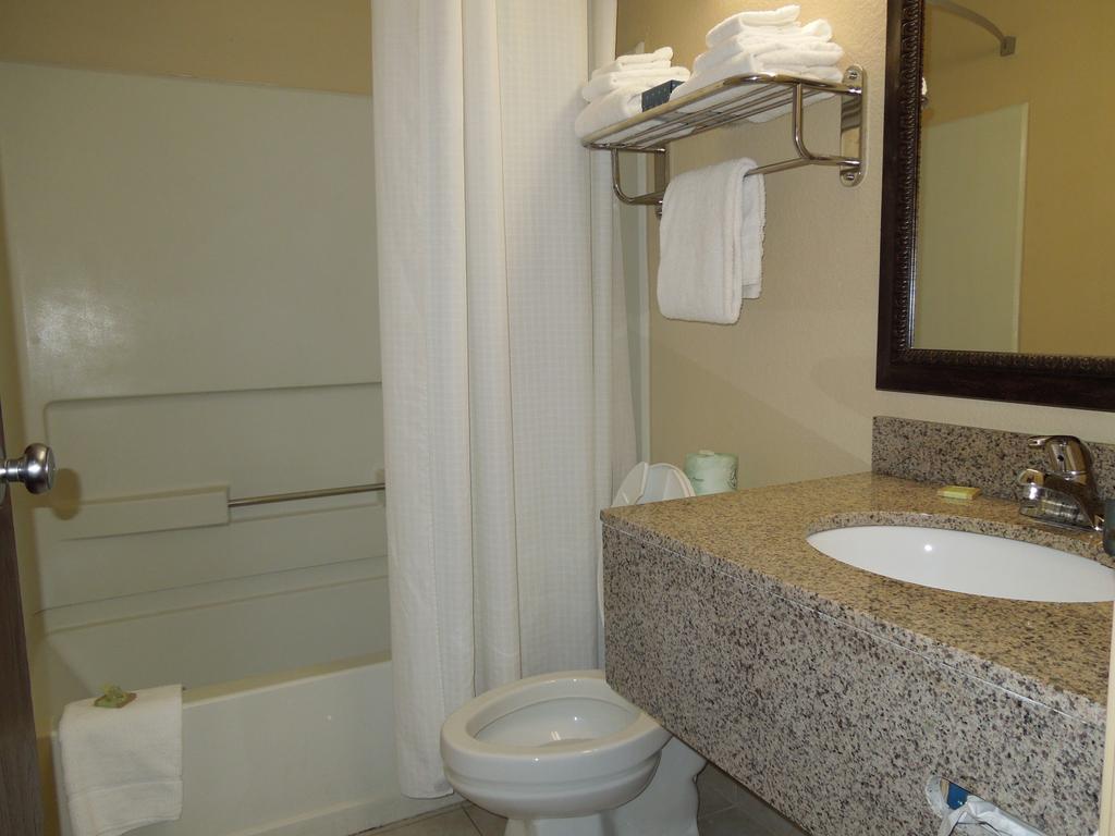 Super 8 By Wyndham