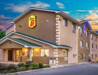 Motel Super 8 By Wyndham Harrisonburg