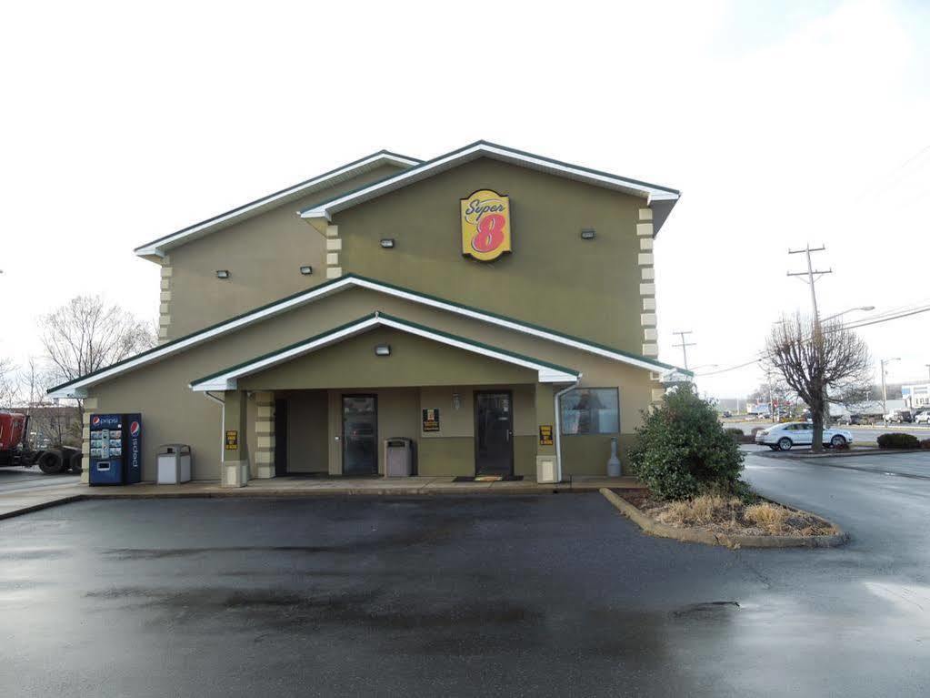 Super 8 By Wyndham Motel 3*