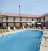 Motel Super 8 By Wyndham Harrisonburg